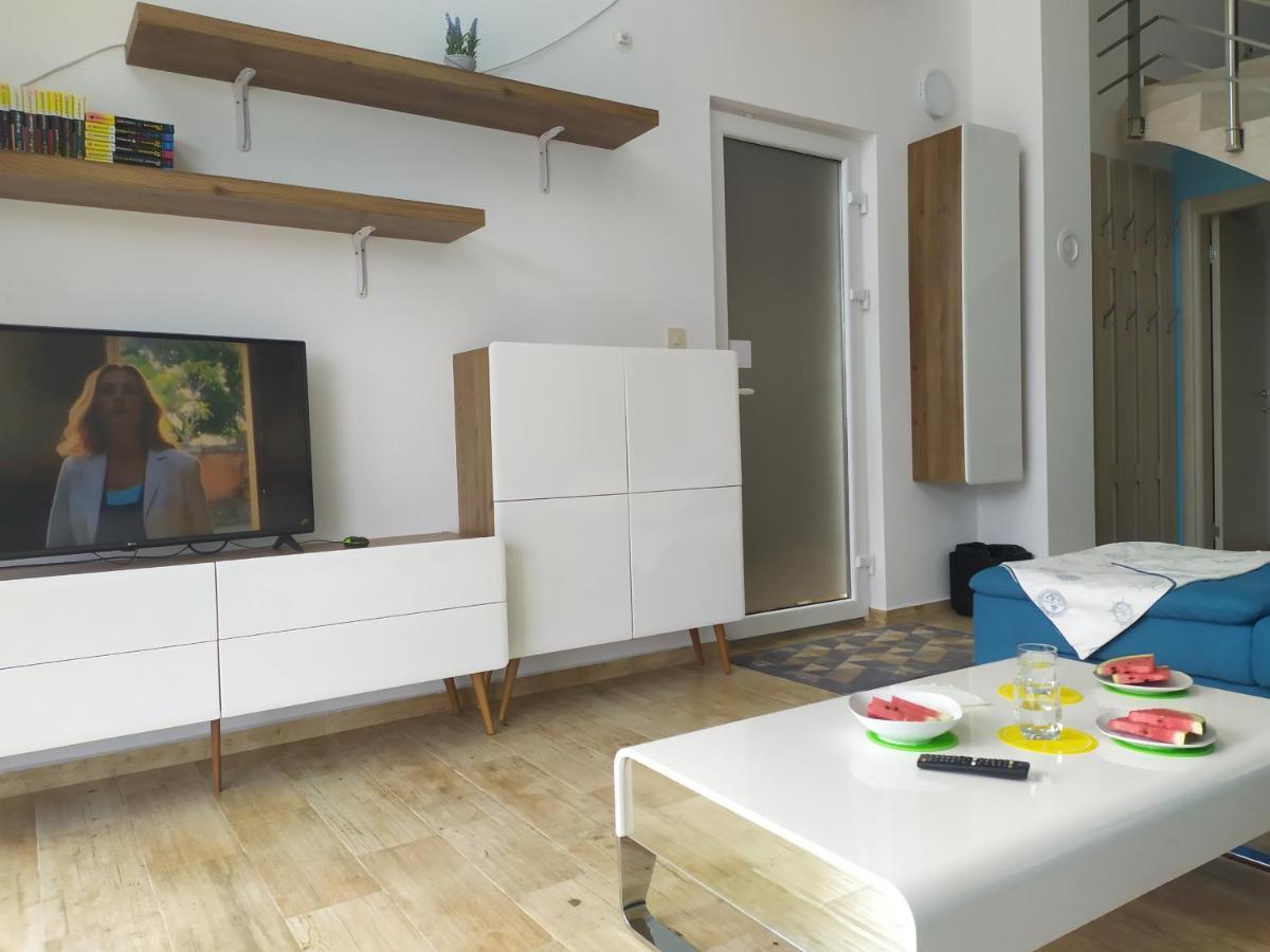 Aurora House Duplex Lejlighed Njivice Eksteriør billede
